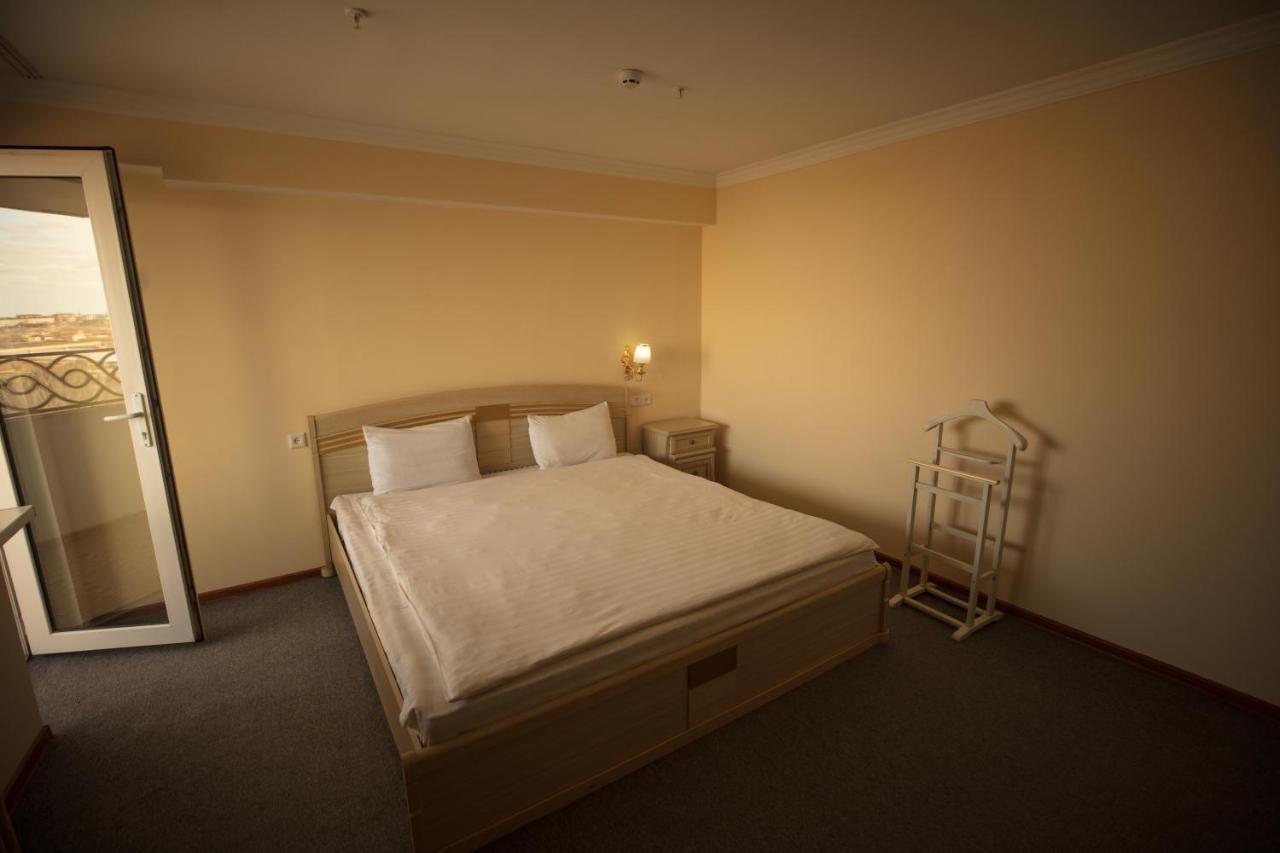Tashkent Hotel นูกุส ภายนอก รูปภาพ